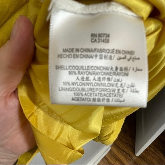 BCBGMaxAzria Mustard Layered Skirt Black Elastic Waist Lined Side Pockets Sz 0 - Picture 11 of 11